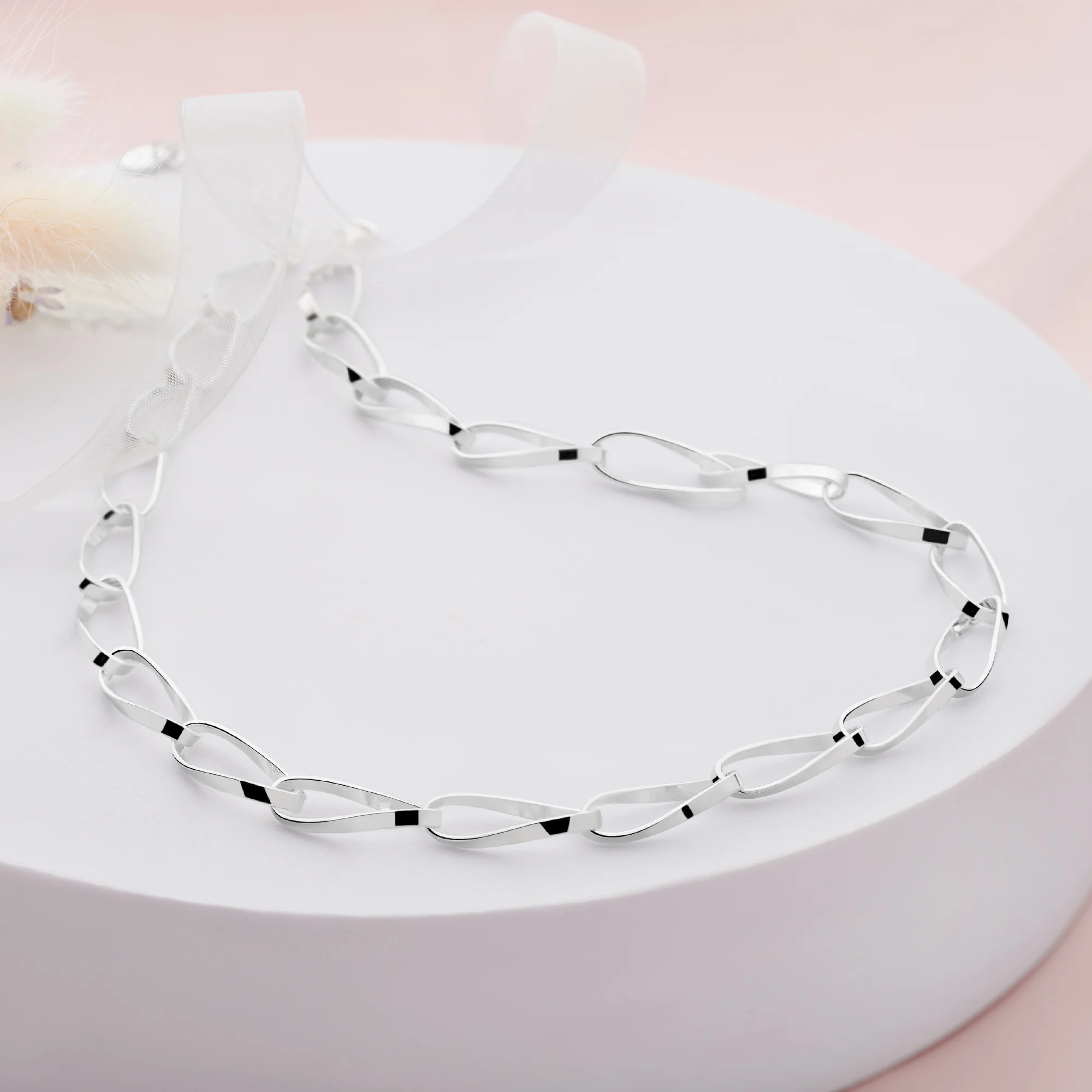 Twisted Link Chain - Image 2