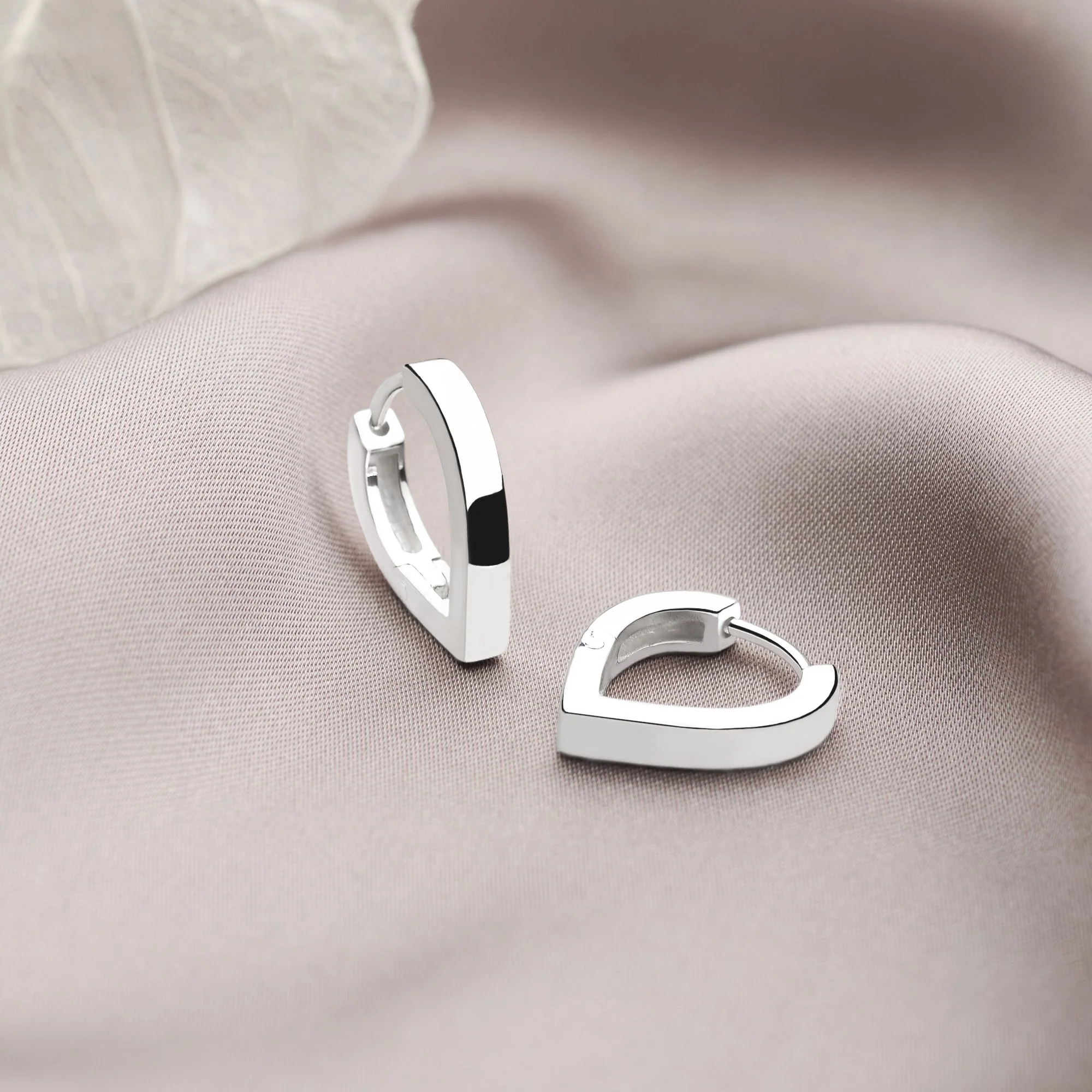 Versa Earrings - Image 2